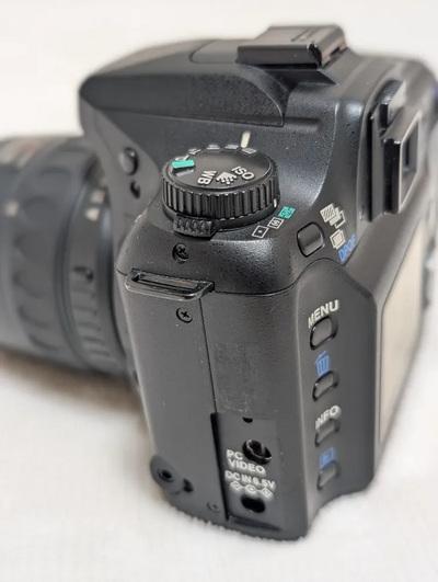 Pentax Ist D Image
