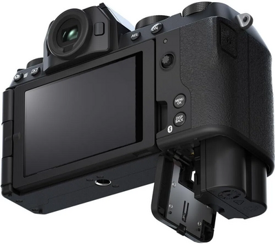 Pixel Connection X-S20 with XF 16-50mm Lens Image