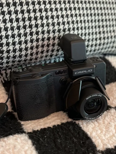 Ricoh GX100 Image