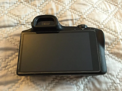 Samsung Galaxy NX Image