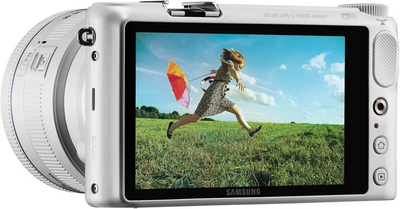 Samsung NX2000 Image