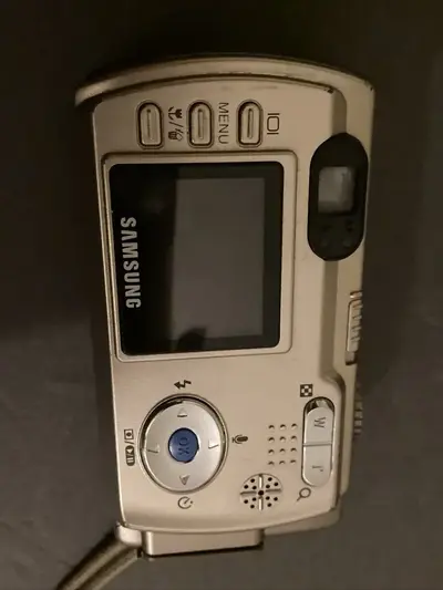 Samsung Digimax 240 Image