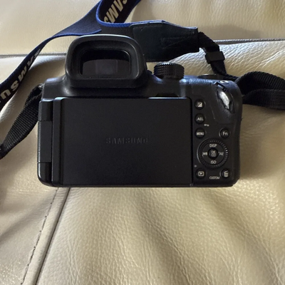 Samsung NX30 Image