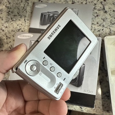 Samsung S730 Image