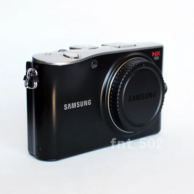Samsung NX100 Image