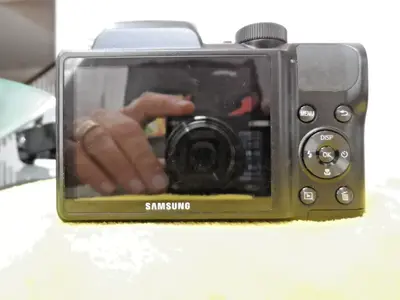 Samsung WB100 Image