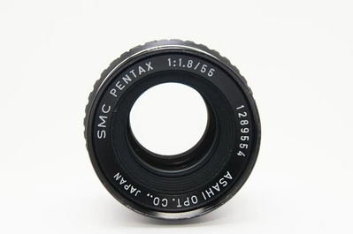 SMC PENTAX 1:1.8/55 Image