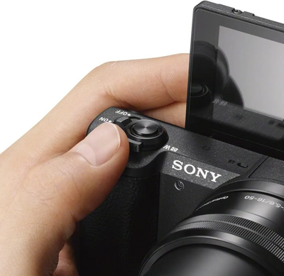 Sony A5100L Image