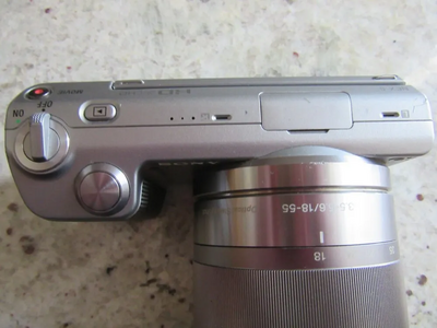 Sony ALPHA NEX-5 Image