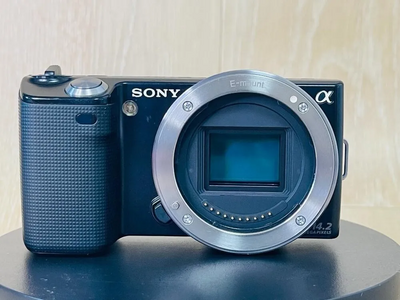 Sony ALPHA NEX-5 Image