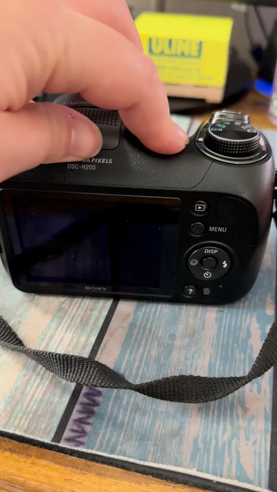 Sony Cyber-shot dsc-h 200 Image