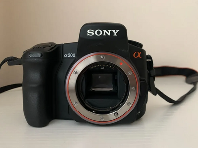 Sony Alpha A200 Image