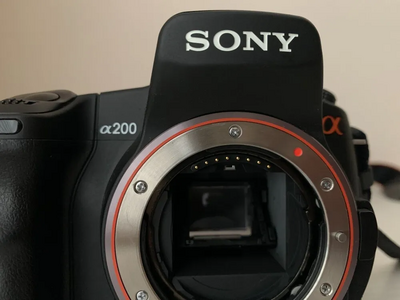 Sony Alpha A200 Image