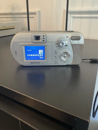 Sony P52 Image