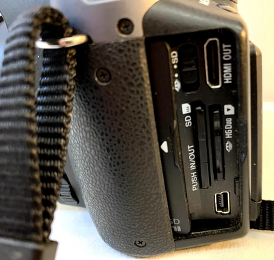 Sony DSLR-A380 Image