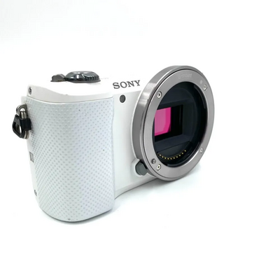Sony Alpha a5000 Image