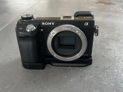 Sony NEX-6 Image
