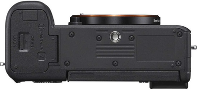 Sony ILCE7C/B Image
