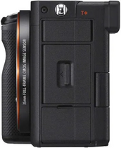 Sony ILCE7C/B Image