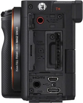 Sony ILCE7C/B Image