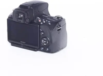 Sony SLT ALPHA A33 Image