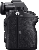 Sony ILCE7RM3/B Image