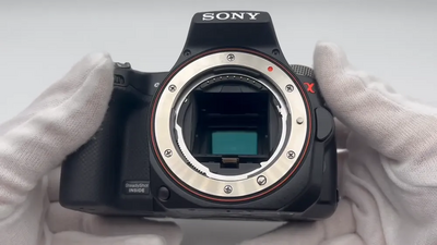 Sony Alpha 55 Image