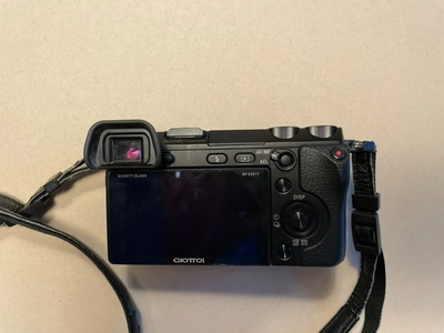 Sony Alpha NEX-7 Image