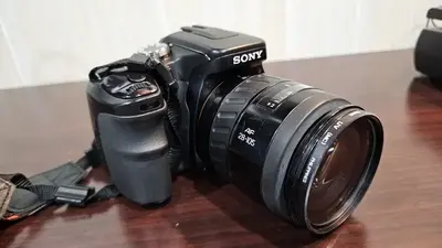 Sony Alpha 100 Image