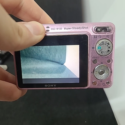 Sony Cyber-shot DSC-W120 Image
