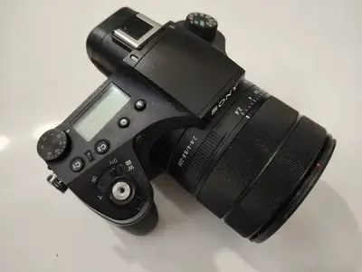 Sony RX10 Image