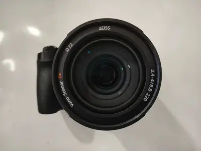 Sony RX10 Image