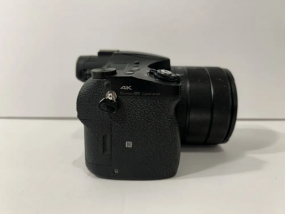 Sony RX10 Image