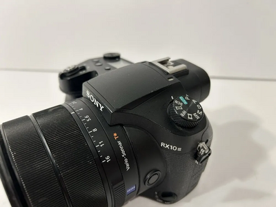 Sony RX10 Image