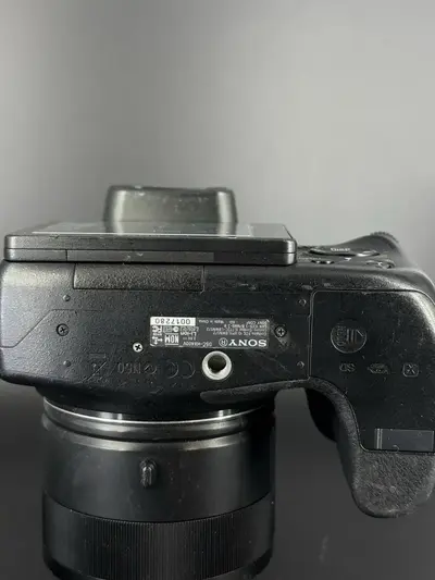 Sony HX400V Image