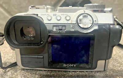 Sony F717 Image