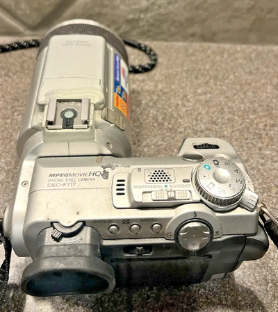 Sony F717 Image