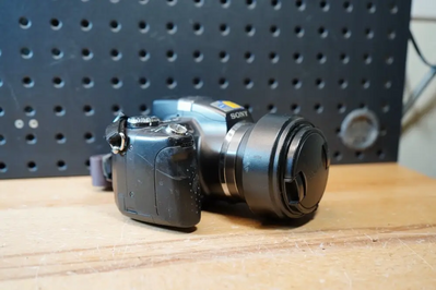 Sony Cyber-Shot DSC H5 Image
