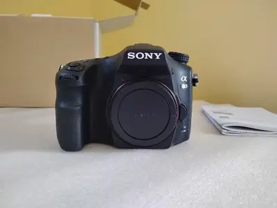 Sony Alpha 68 Image