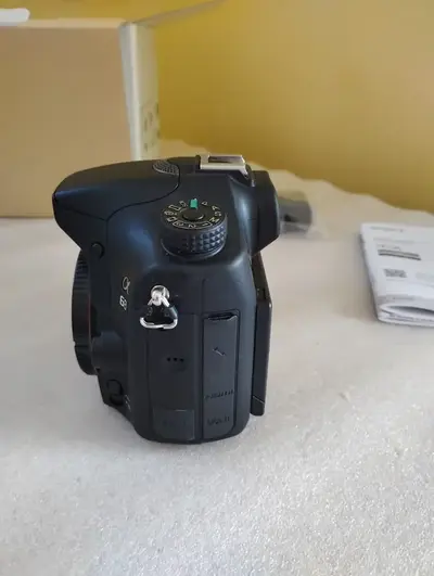 Sony Alpha 68 Image