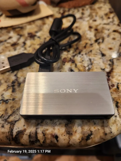 Sony DSC-W50 Image