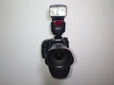 Sony Alpha 65 Image