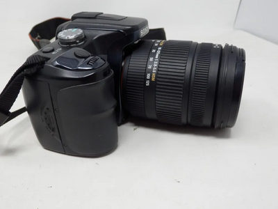 Sony Alpha 100 Image