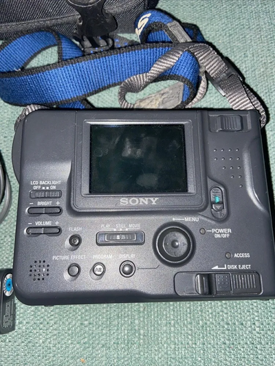 Sony Mvc-fd83 Image
