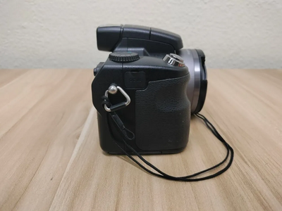 Sony H7 Image