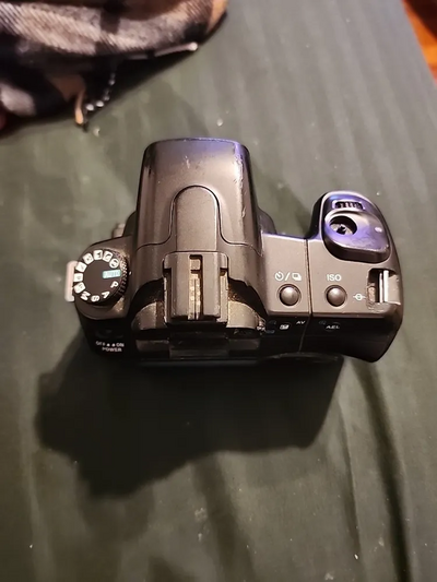 Sony DSLR-A200 Image