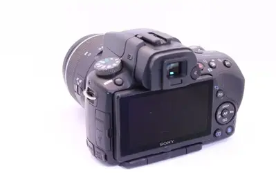 Sony Alpha 33 Image