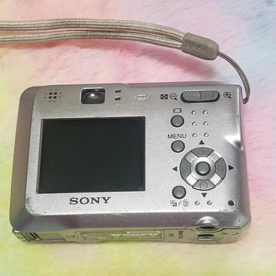 Sony DSC-S60 Image