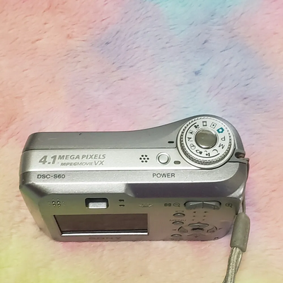 Sony DSC-S60 Image