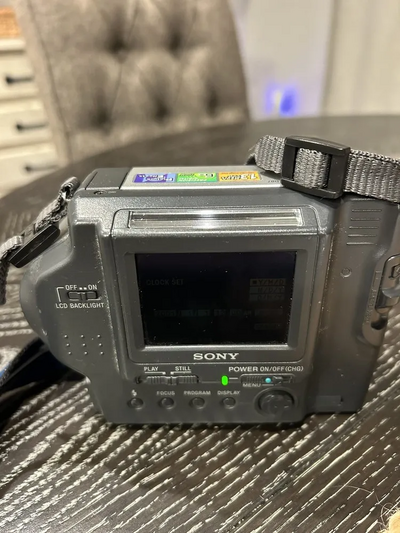 Sony MVC-FD87 Image